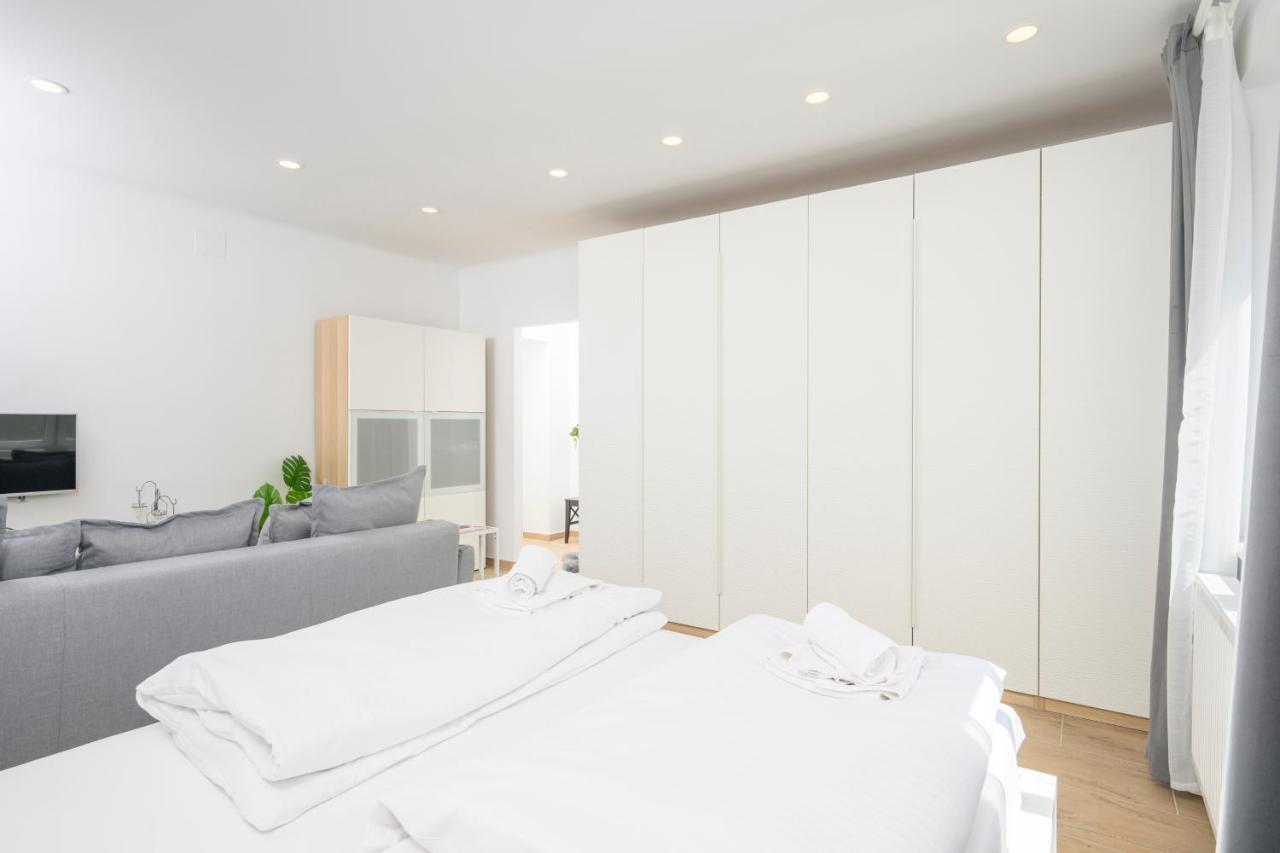 Hideaway Favoriten Виена Екстериор снимка